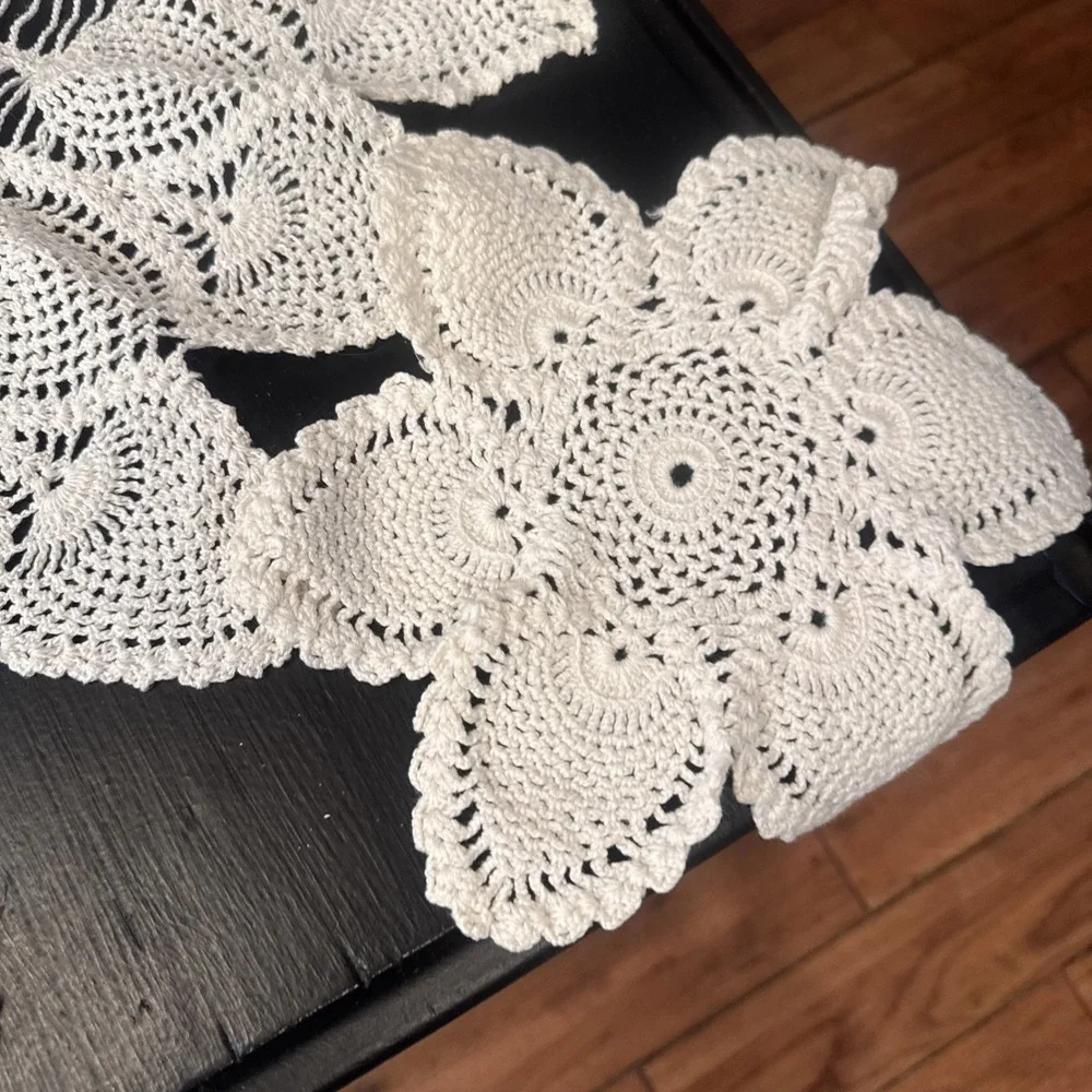 Cream Doily Crocheted 34 Inches Round Table Topper Vintage And 2 Small 11